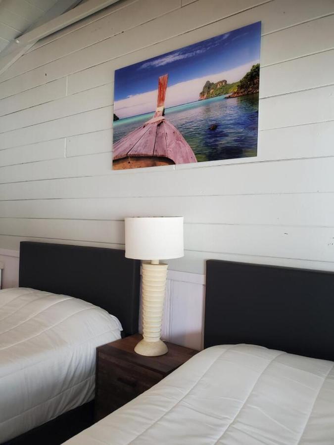 Hollywood Gardens Inn & Suites Buitenkant foto